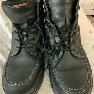 Mens black ECCO gore-Tex boots